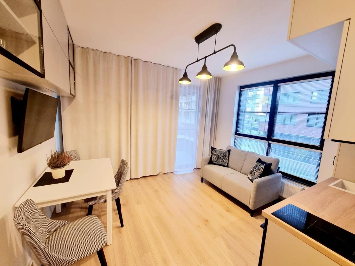 Doki Living Apartament 55 Gdańsk Exterior foto