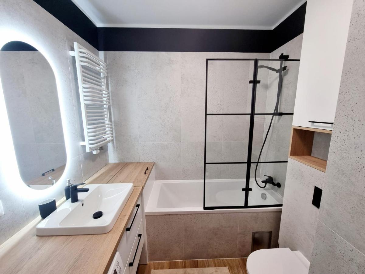 Doki Living Apartament 55 Gdańsk Exterior foto